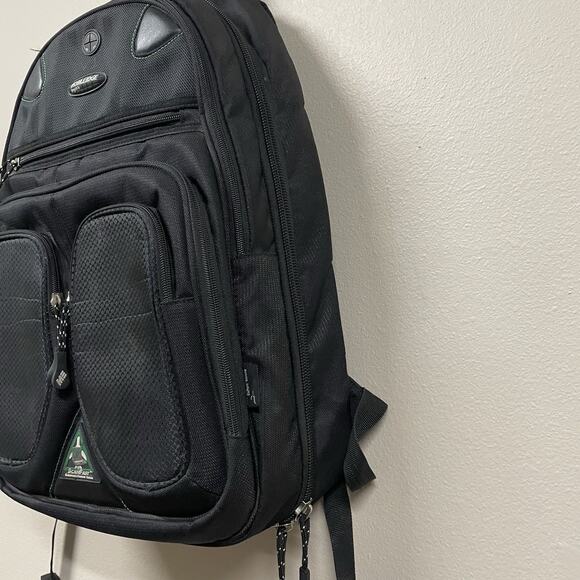 Mobile Edge ScanFast Backpack 2.0 Fits laptops up to 17.3″ & MacBooks up to 17" - Picture 3 of 11